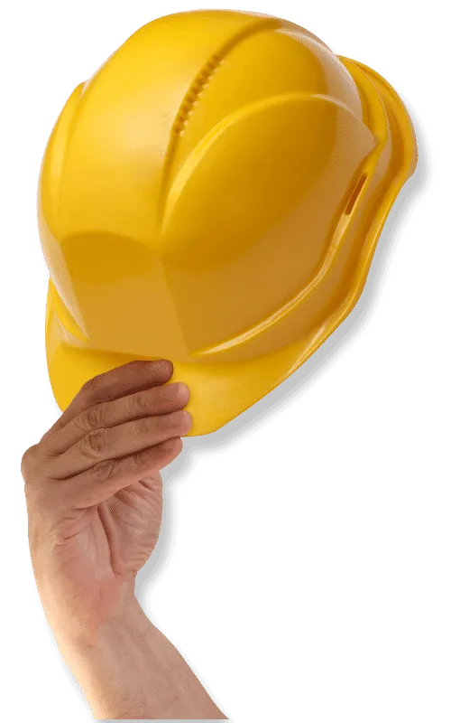 mano tiene casco giallo